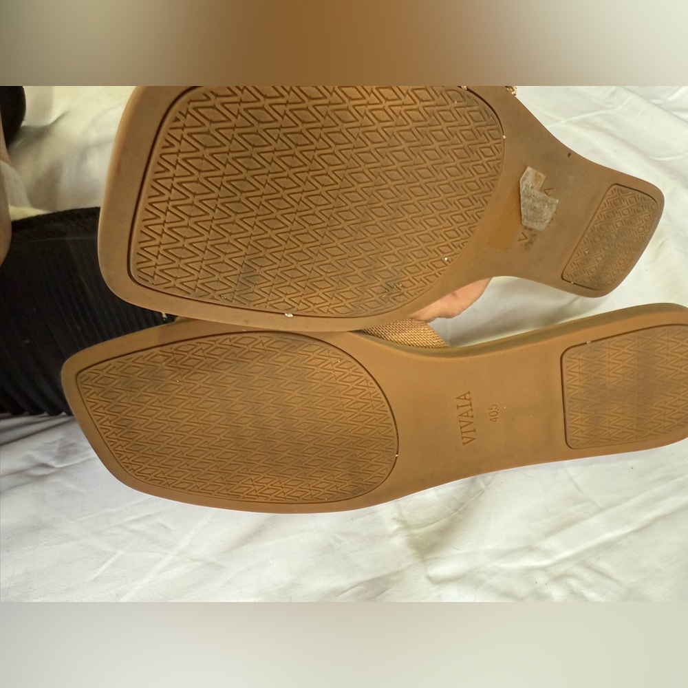 Vivaia 	 Pillow Top Slide Sandal (Micah Tan Women's Sandals - Picture 3 of 4